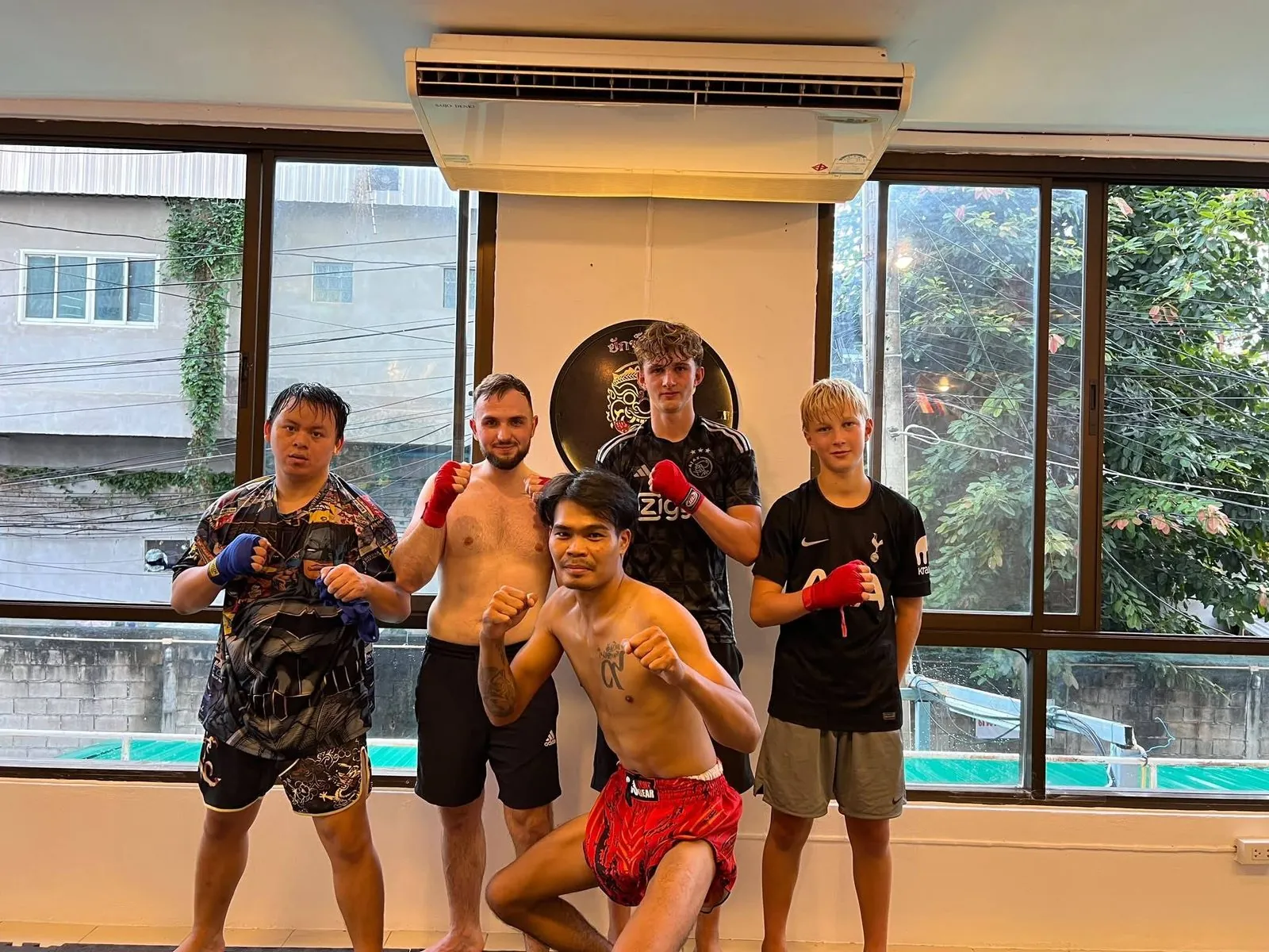 Thai and international students training in the same class
