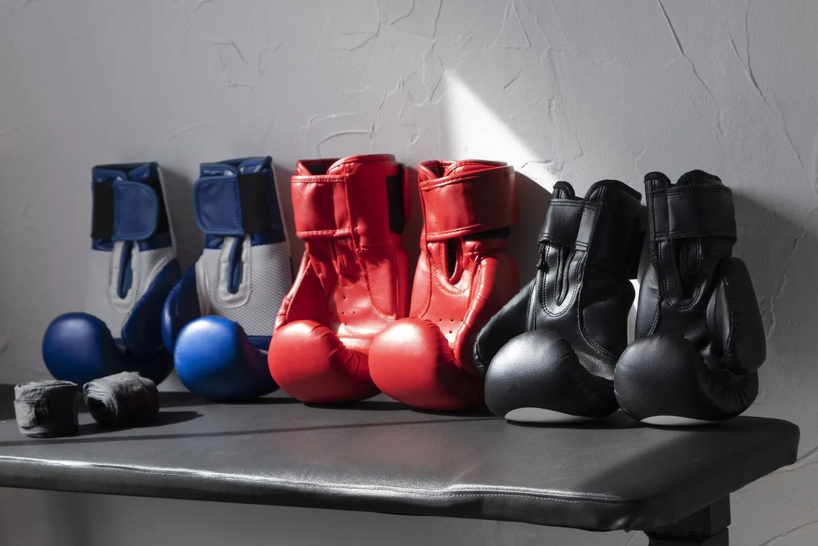 คลาสมวยไทยระดับกลาง — Muay Thai Intermediate Class with combination and clinch training